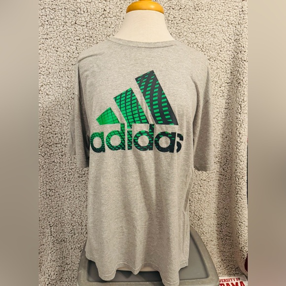 Adidas Men's Short Sleeve Tee in Gray with Green Graphic - Picture 1 of 3